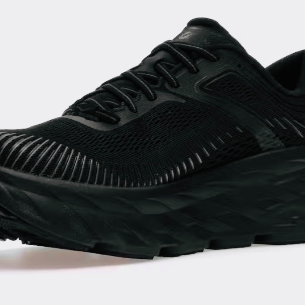 Men’s Triple Black Hoka One One Bondi 7 Size 10.5